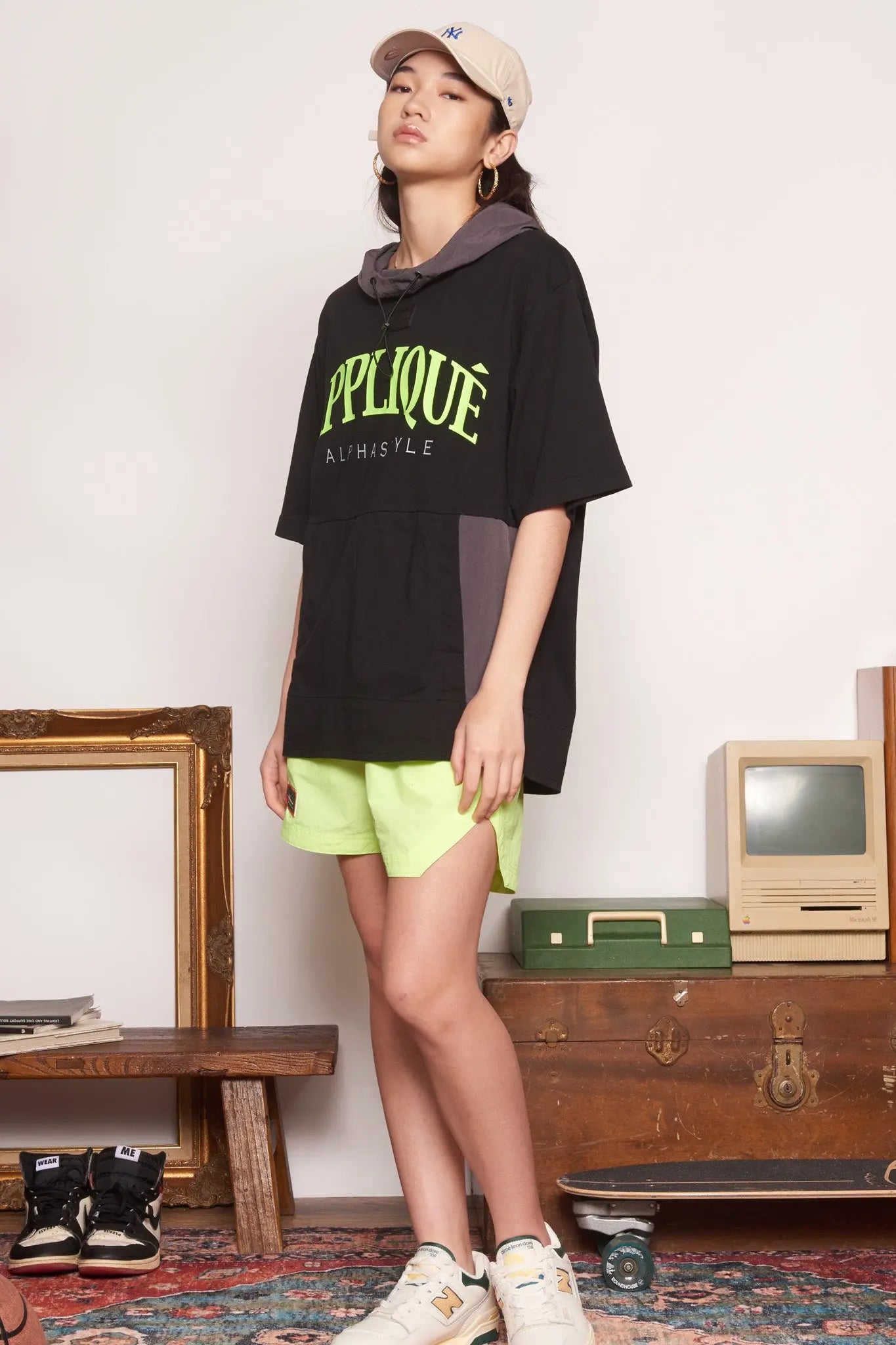 Chris Short Sleeves Hoodie AlphaStyle