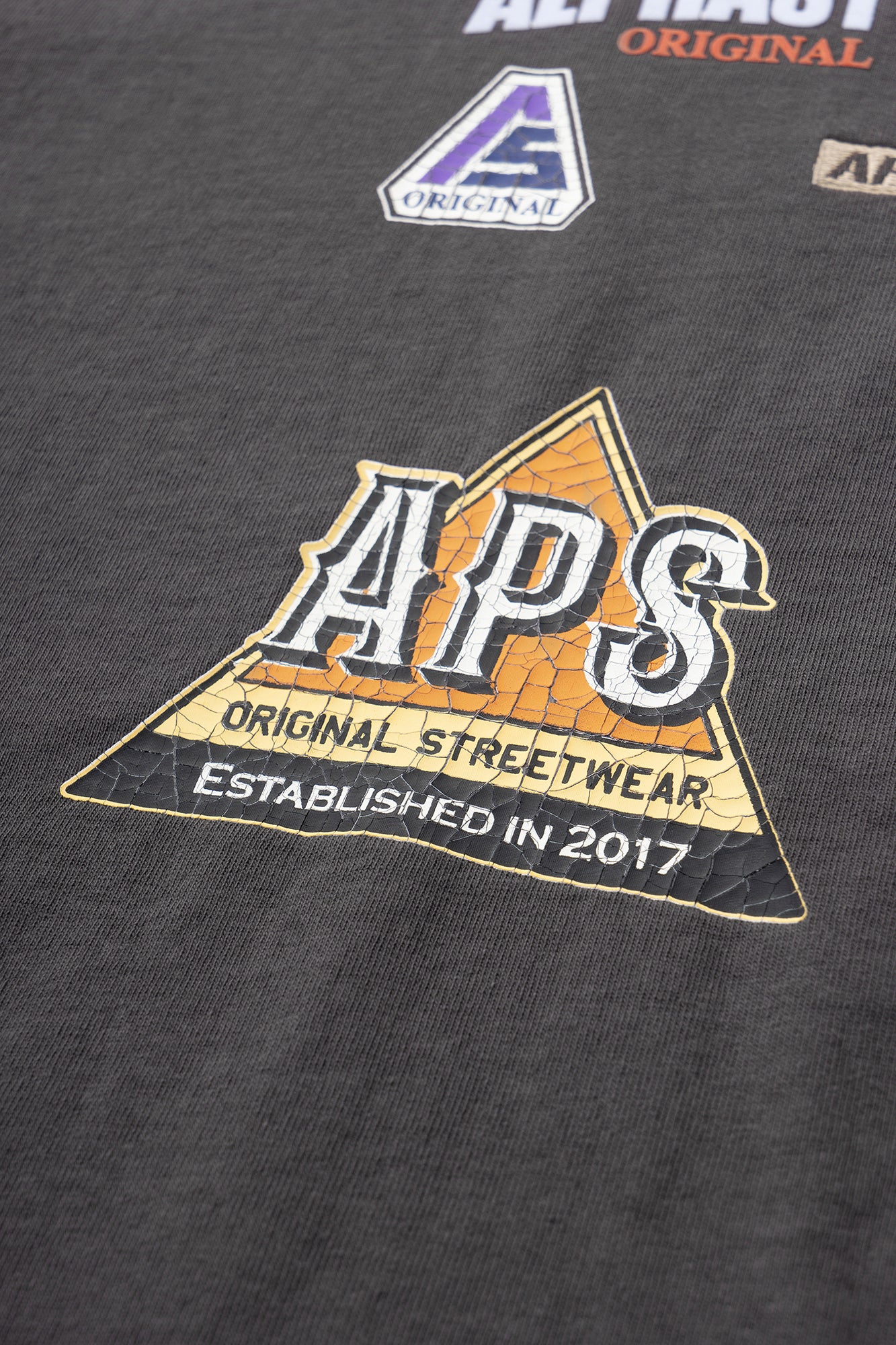 Cole Logo Long Sleeves Tee - AlphaStyle