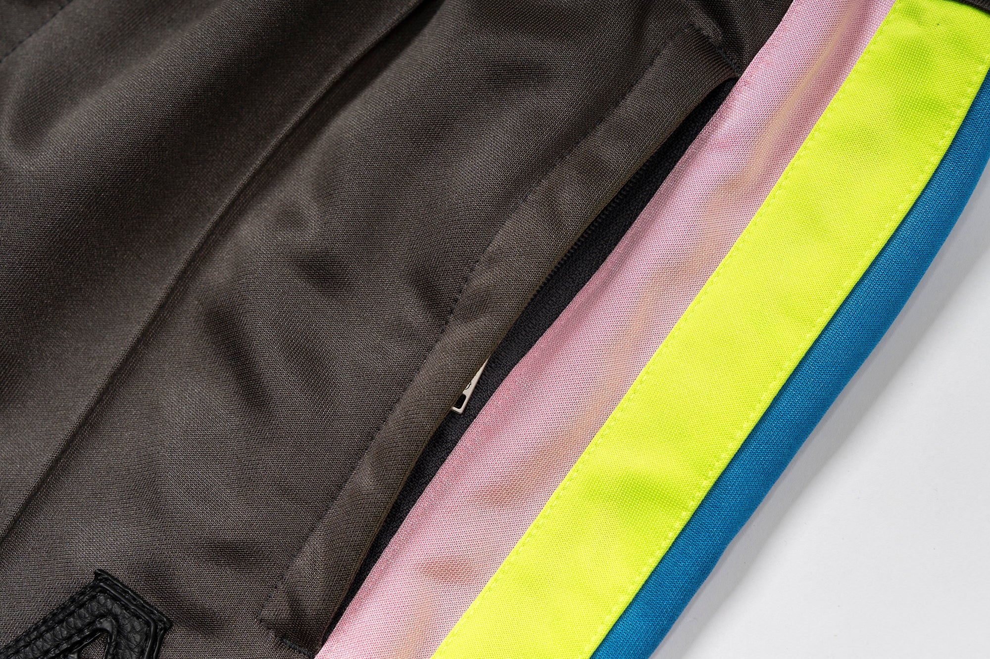 Carter Loose Track Pants - AlphaStyle