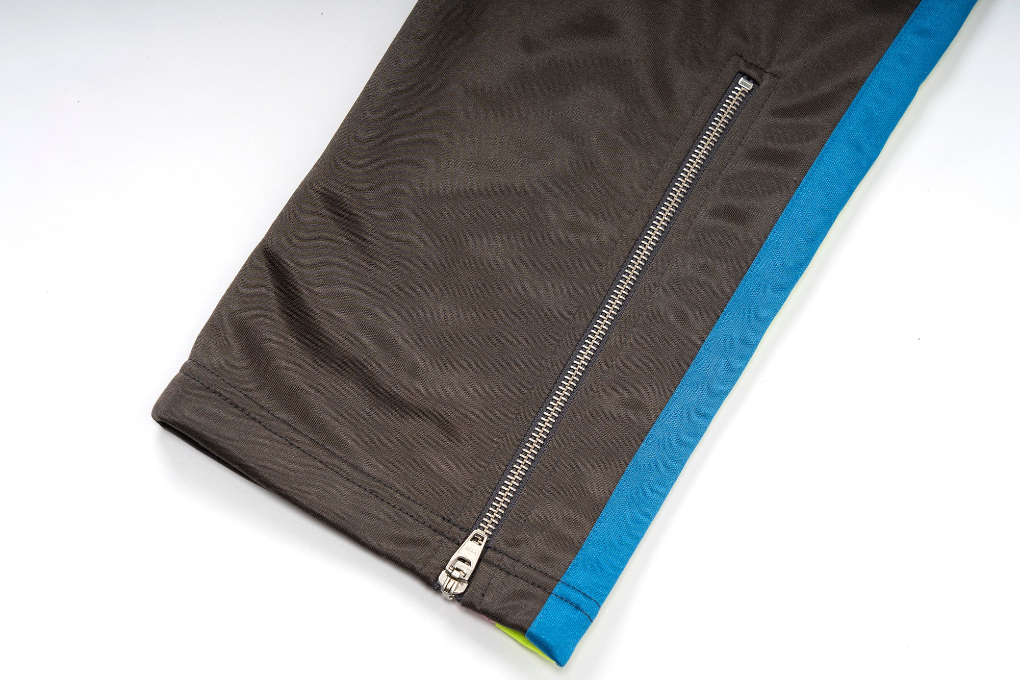 Carter Loose Track Pants - AlphaStyle